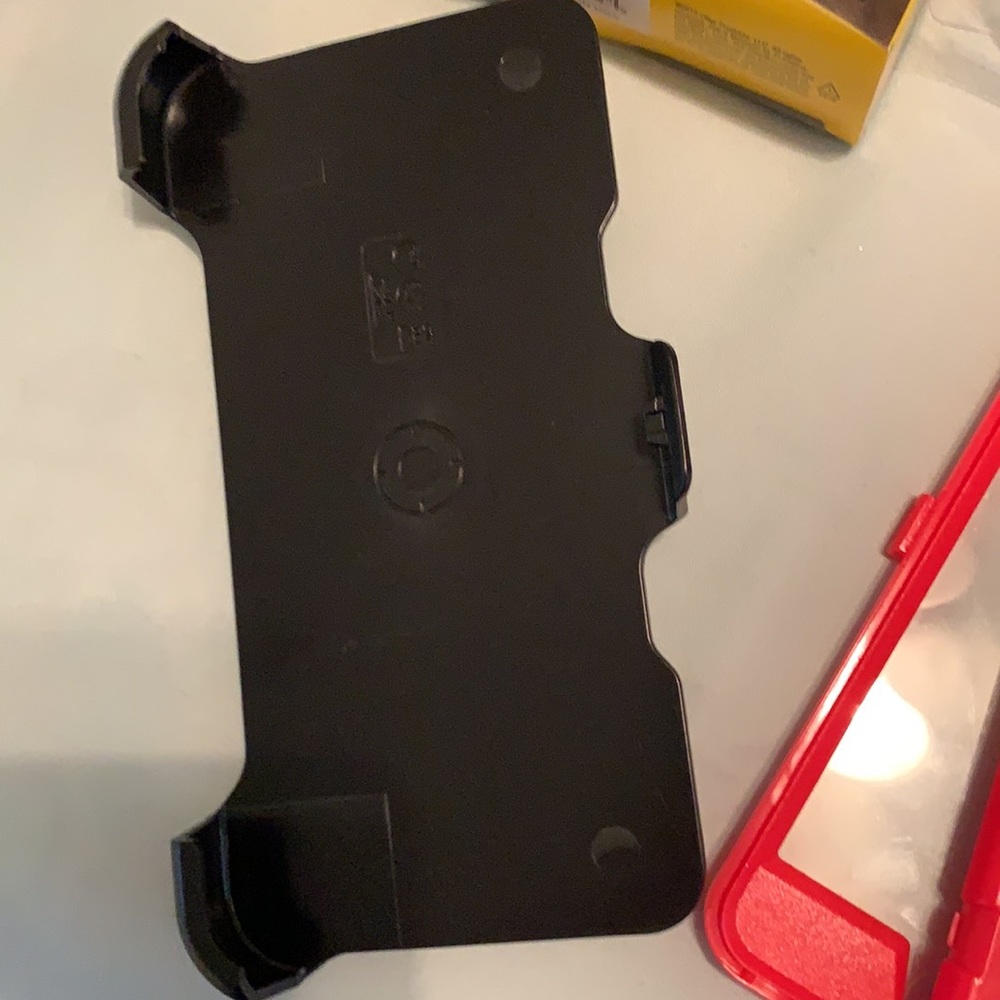 Otter Box - Picture 3 of 5